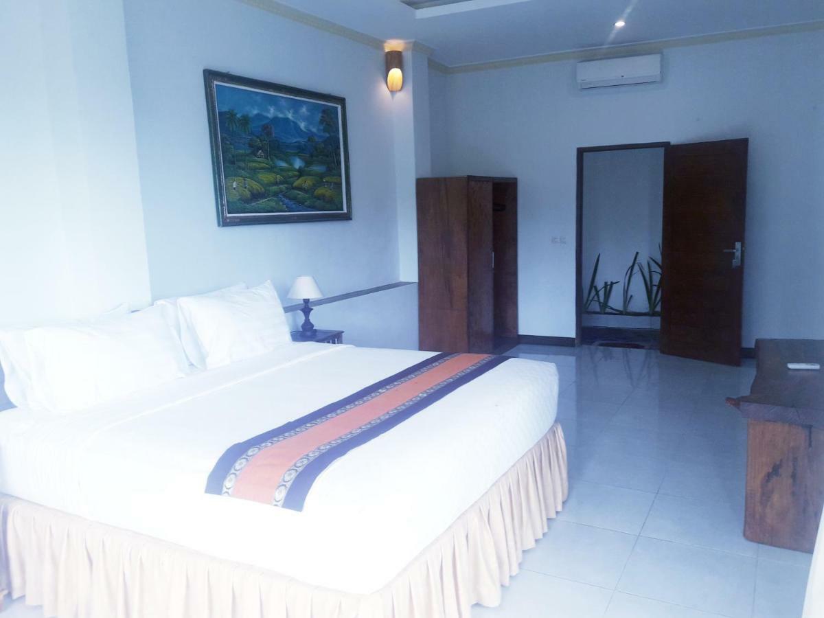 Отель Ubud River Side House Экстерьер фото